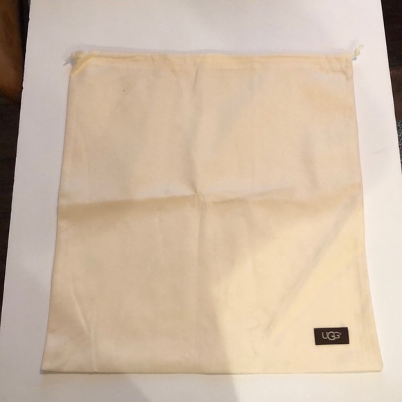 ✨New✨ UGG Shoe Bag - Picture 2 of 3